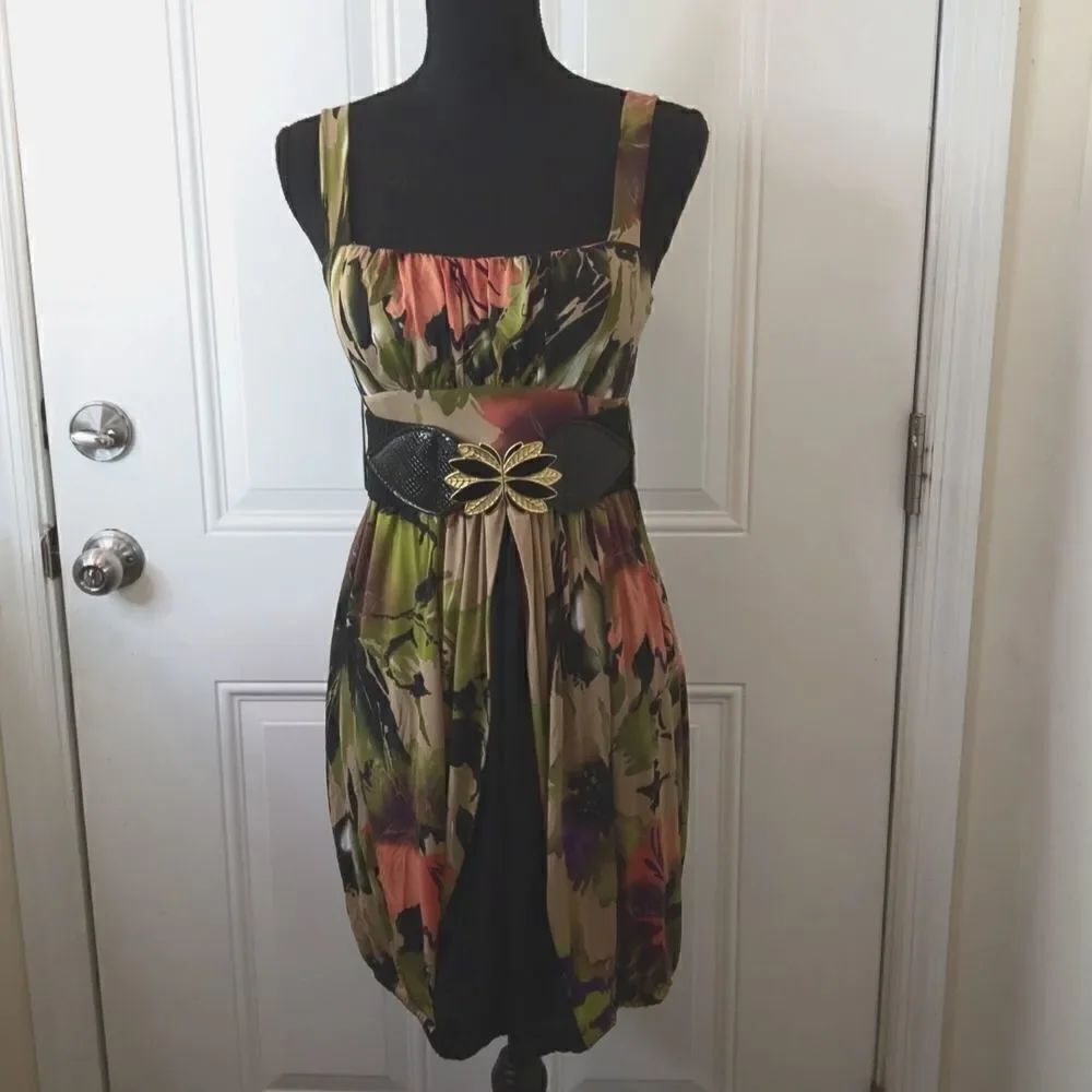 Kitty vintage printed elastic hem dress with belt